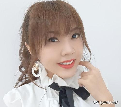 娱乐吃瓜女歌手是谁,她如何成为话题焦点？